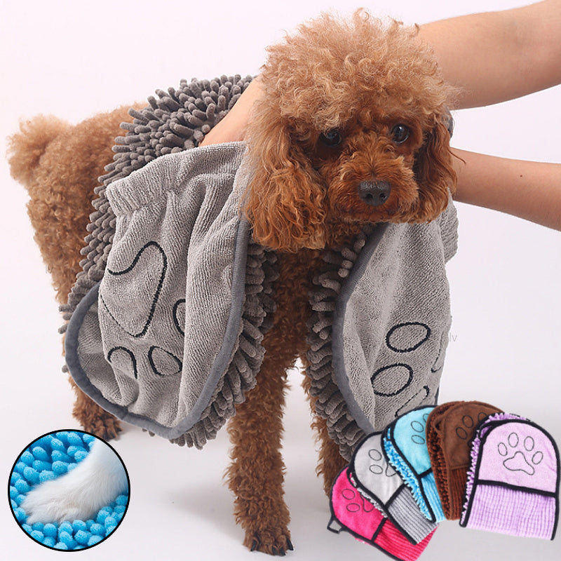 Super Absorbent Microfiber Dog & Cat Bath Towel – Quick Dry Chenille Pet Bathrobe with Double Pockets (62×23cm) - woofyluxe