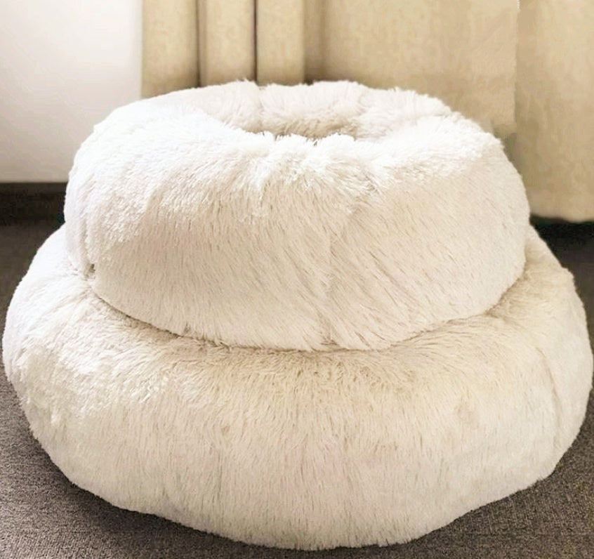 Calming Donut Dog Bed – Round Plush Pet Nest for Small Dogs & Cats (3 Sizes) - woofyluxe