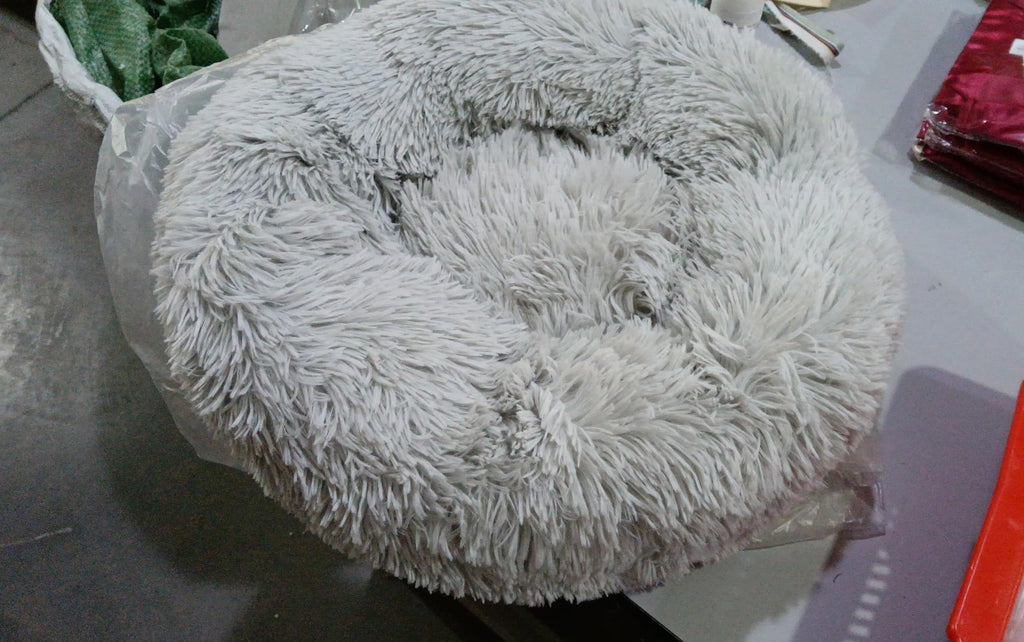 Calming Donut Dog Bed – Round Plush Pet Nest for Small Dogs & Cats (3 Sizes) - woofyluxe